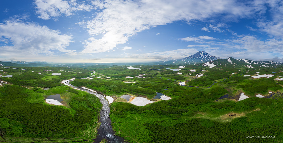 Kambalnoye Lake (Камбальное озеро)